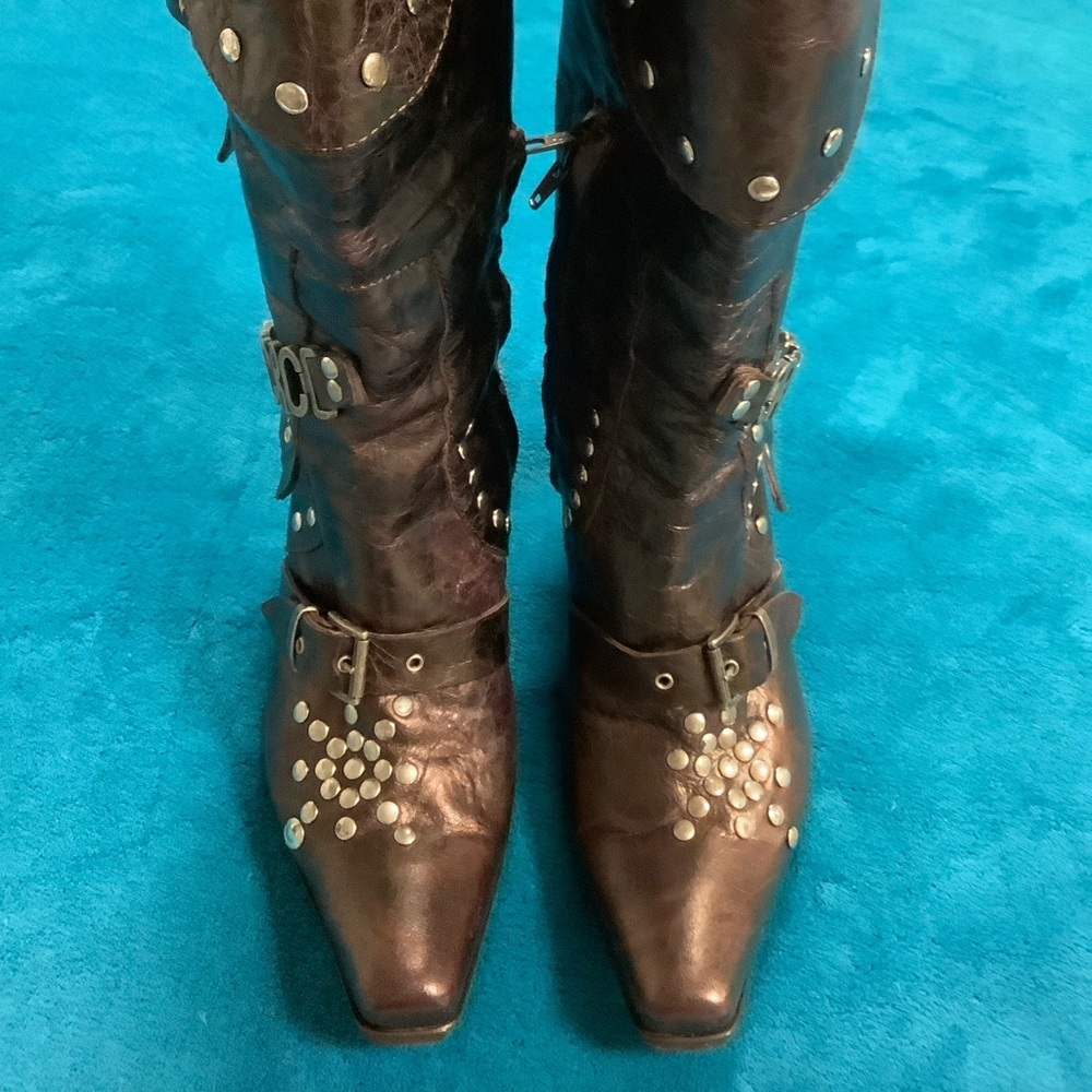 ORORO distressed leather studded buckle Boots - Picture 6 of 16